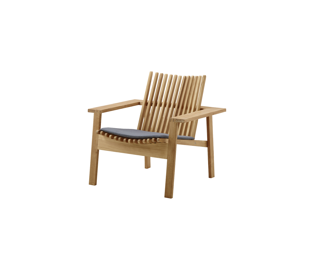 Stylischer Holzstuhl mit slatted Rückenlehne und gepolsterter Sitzfläche, ideal für Komfort und Ästhetik.