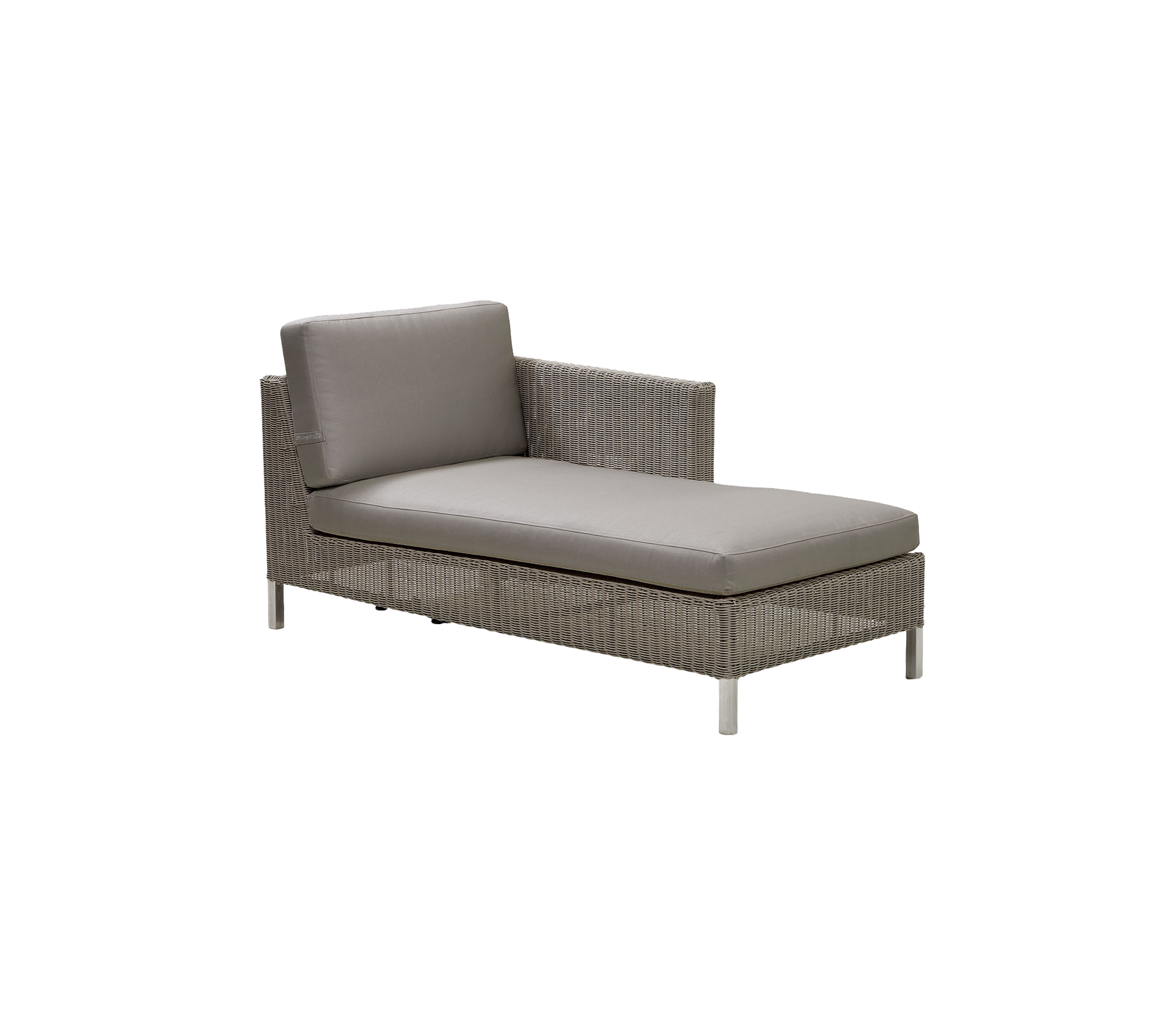 Stilvoller Loungesessel mit sleekem Design, ausgestattet mit einem bequemen Kissen und einem modernen Geflechtrahmen. Ideal zum Entspannen und für den Außenbereich.