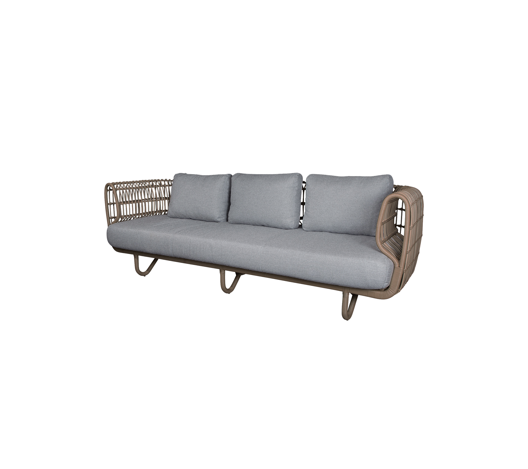 Moderne Sofa mit grauen Kissen in einem stilvollen Design.