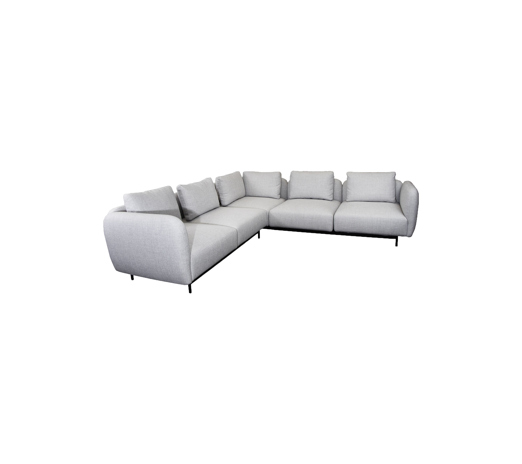 L-förmiges graues Ecksofa mit plüschigen Kissen, das klare Linien und ein minimalistisches Design für moderne Dekoration bietet.
