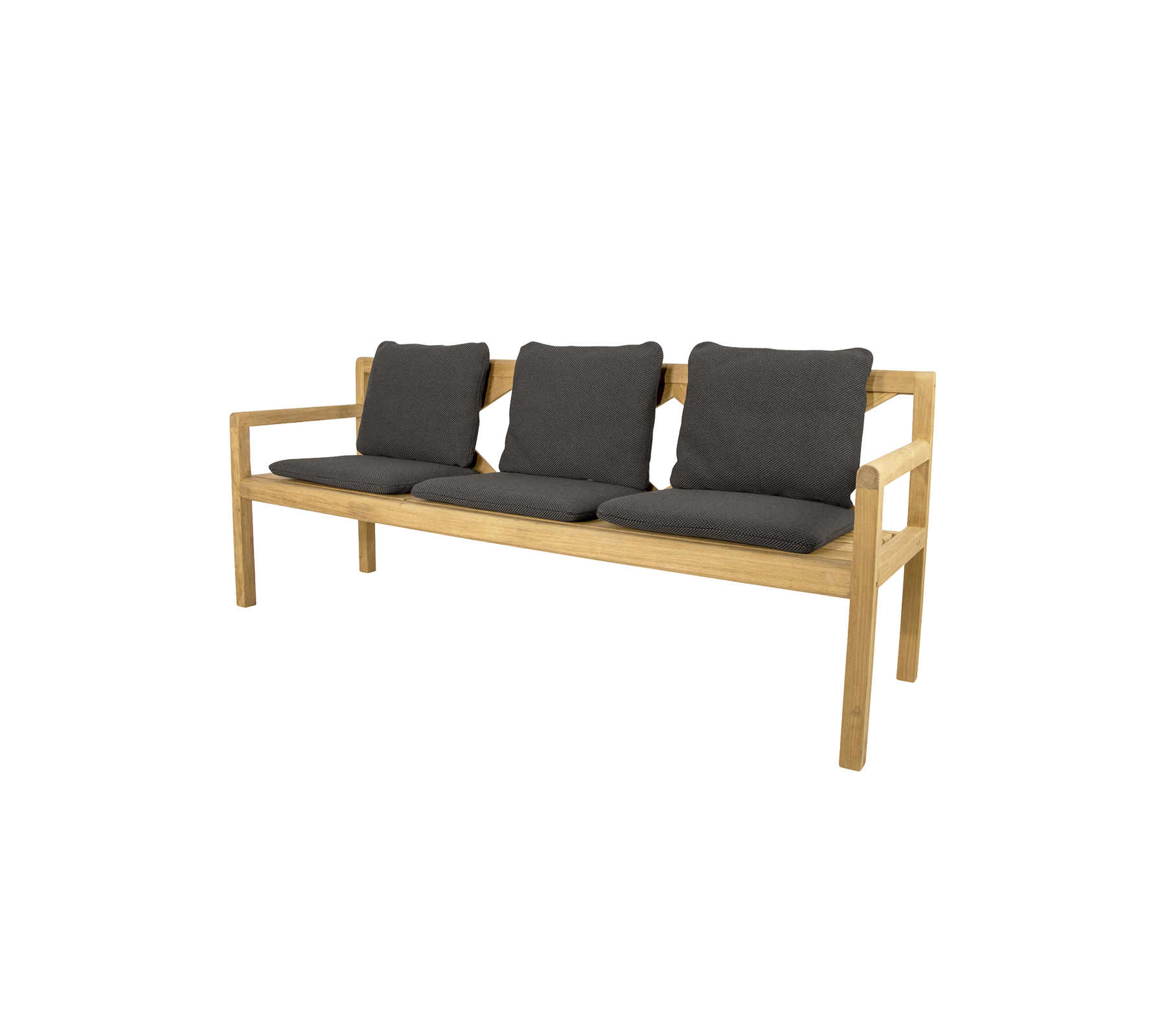 Dreisitzbank mit einem leichten Holzrahmen und dunklen gepolsterten Sitzen, entworfen für Komfort und Stil.