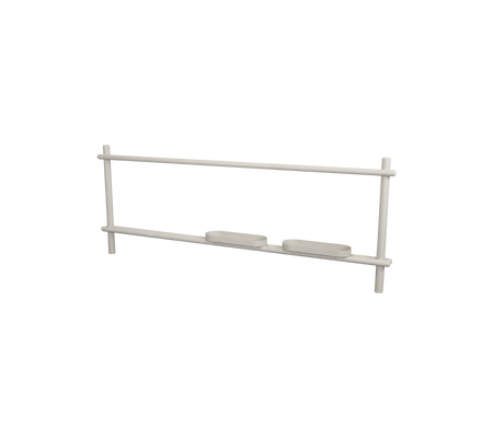 Ein einfaches, rechteckiges Regalsystem mit zwei horizontalen Regalen und einem leichten Rahmen, entworfen für effiziente Lagerung oder Präsentation.